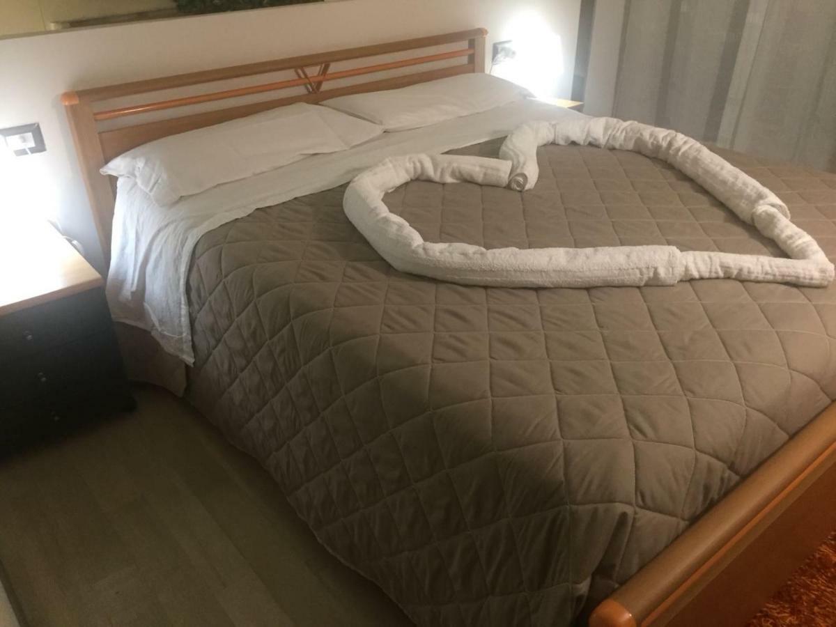 Agora Fortino Lägenhet Catania Exteriör bild